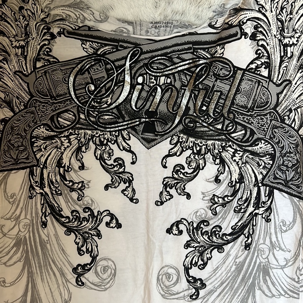Sinful top
